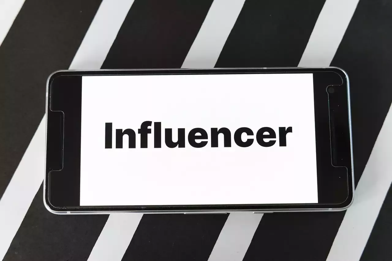 Leveraging Influencer Partnerships in Affiliate Marketing